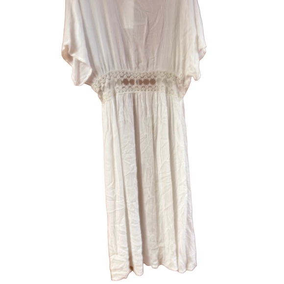 NEW YORK CO. - Picture 2 of 6